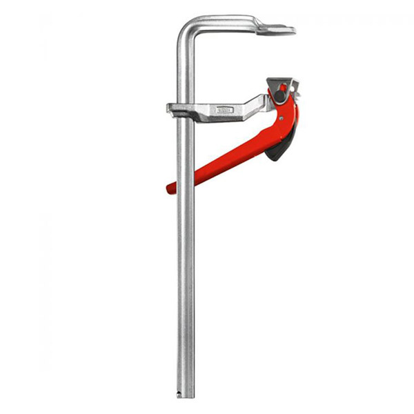 Lever clamp with reversed clamping lever