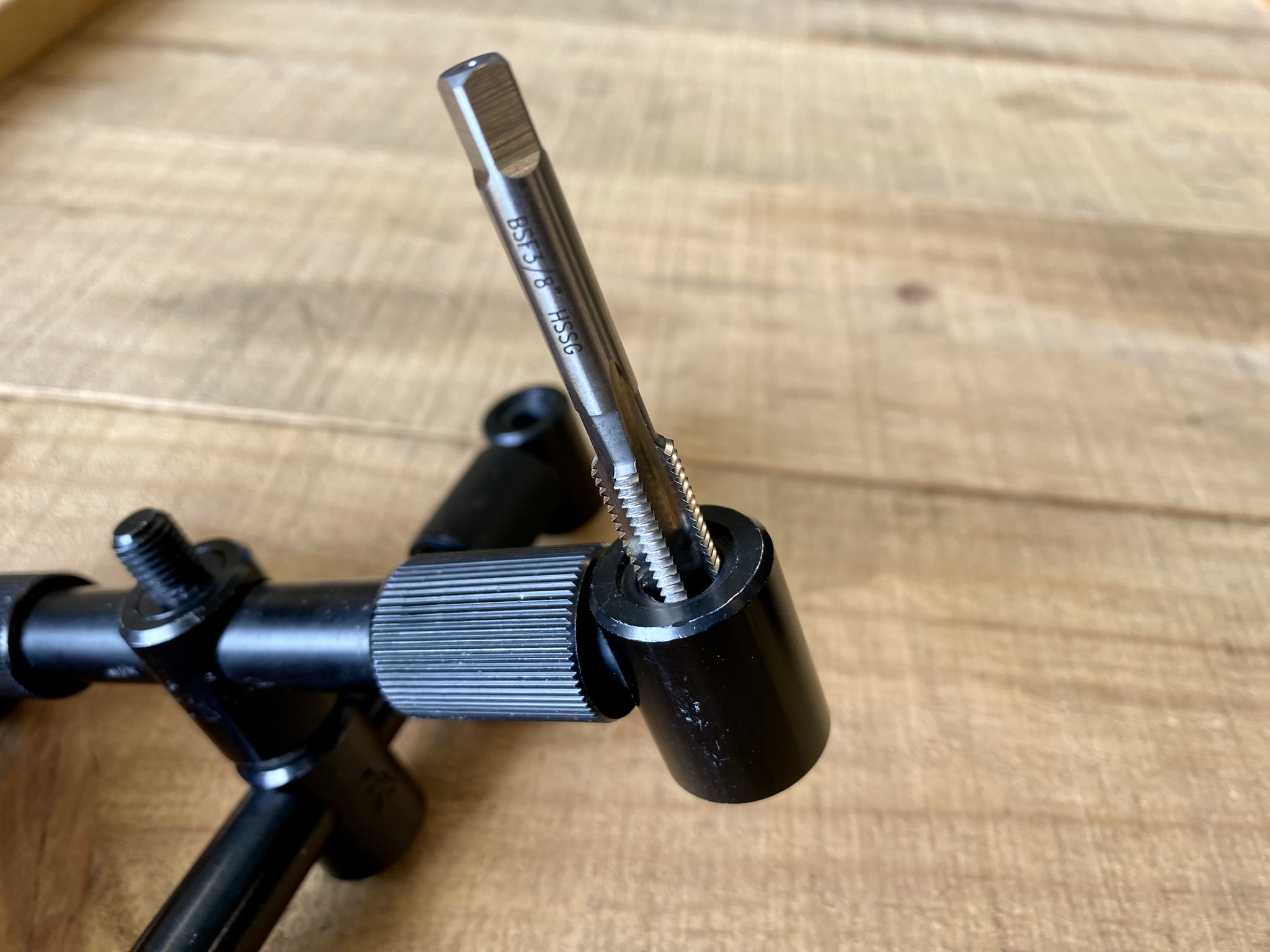 Angler's Thread Set, Short Machine Tap + Round Die, BSF 3/8 x 20 thumbnail 8